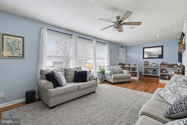 247 FROELICH AVE, Mountville, PA 17554