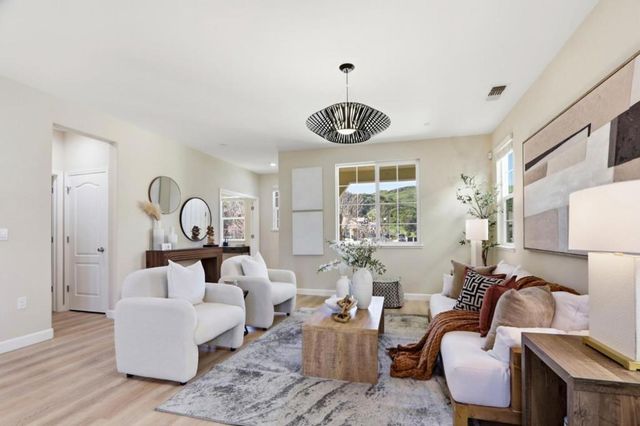 18971 Chicory Lane, Morgan Hill, CA 95037