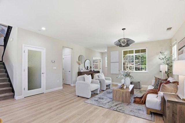 18971 Chicory Lane, Morgan Hill, CA 95037