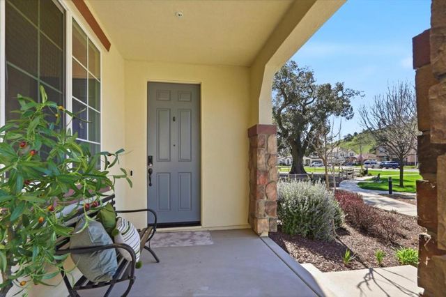 18971 Chicory Lane, Morgan Hill, CA 95037