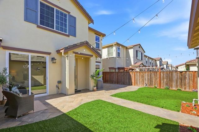 18971 Chicory Lane, Morgan Hill, CA 95037