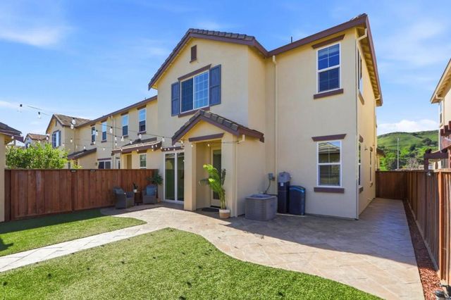 18971 Chicory Lane, Morgan Hill, CA 95037