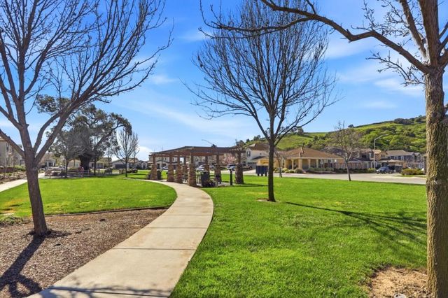 18971 Chicory Lane, Morgan Hill, CA 95037