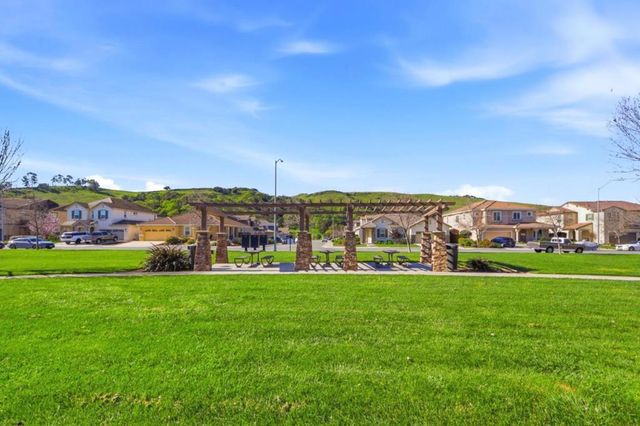 18971 Chicory Lane, Morgan Hill, CA 95037