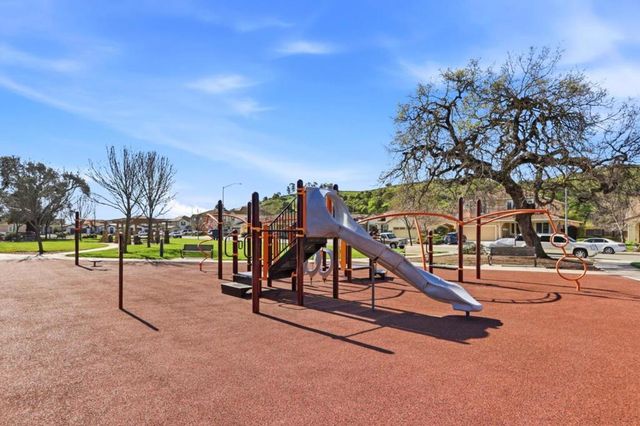 18971 Chicory Lane, Morgan Hill, CA 95037