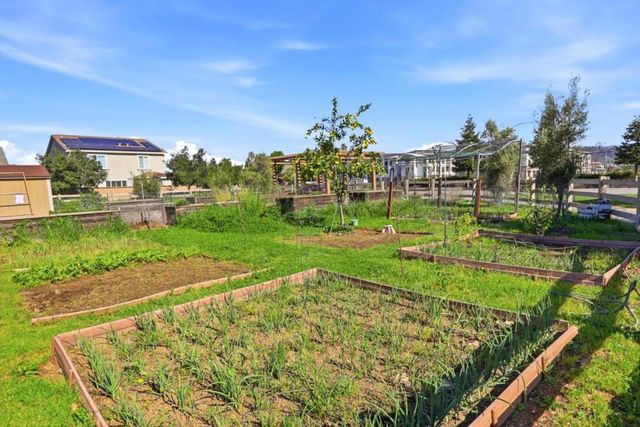 18971 Chicory Lane, Morgan Hill, CA 95037