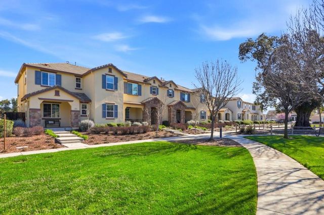 18971 Chicory Lane, Morgan Hill, CA 95037