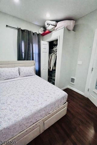 546 S Broad St, Elizabeth City, NJ 07202