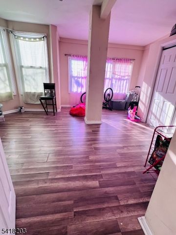 546 S Broad St, Elizabeth City, NJ 07202