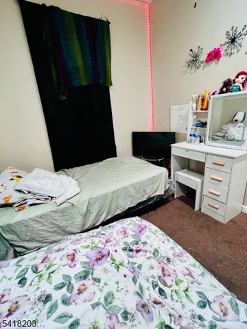 546 S Broad St, Elizabeth City, NJ 07202