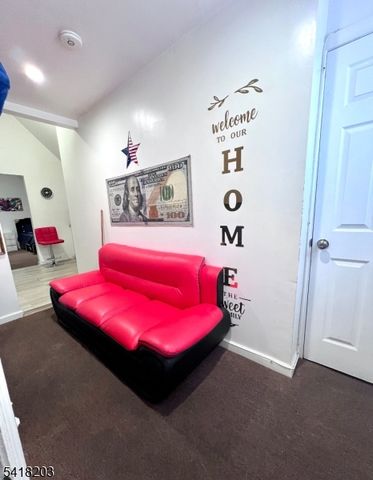 546 S Broad St, Elizabeth City, NJ 07202