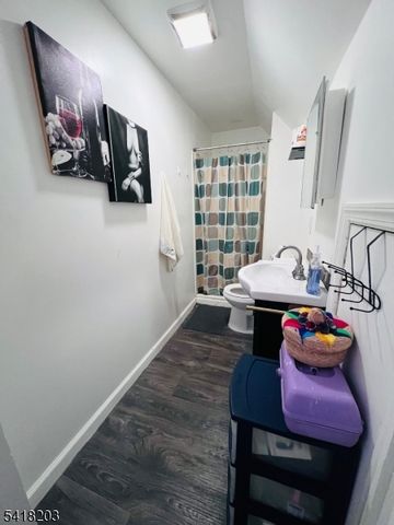 546 S Broad St, Elizabeth City, NJ 07202