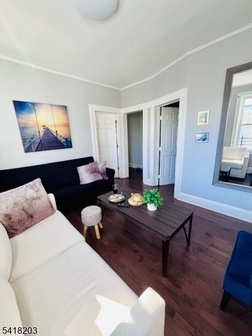 546 S Broad St, Elizabeth City, NJ 07202