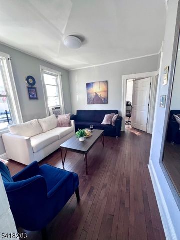 546 S Broad St, Elizabeth City, NJ 07202