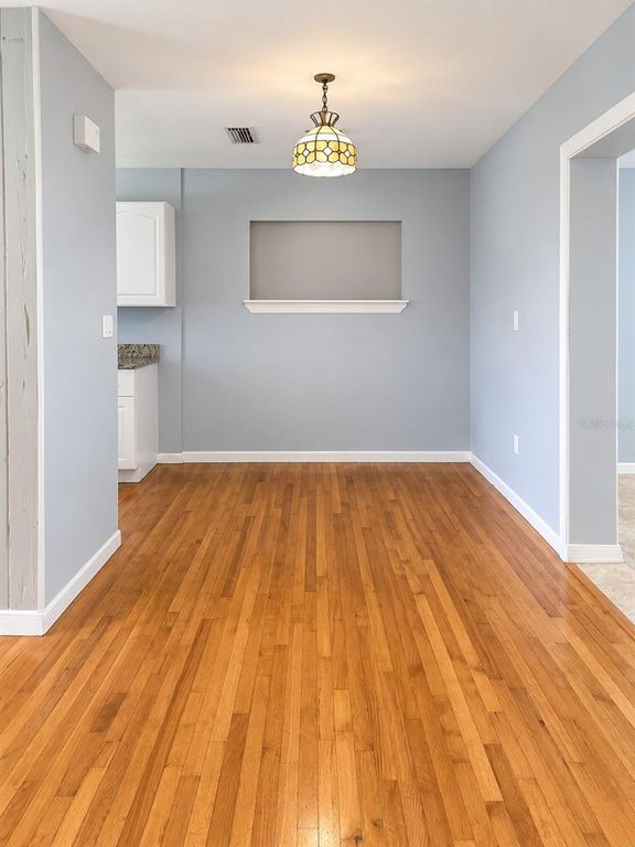 Image 6 of property listing at 3509 ARCH STREET, Orlando, FL 32808