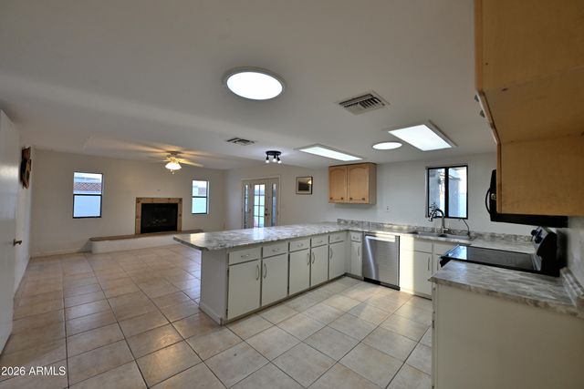 5557 S ALAMEDA Road, Gold Canyon, AZ 85118