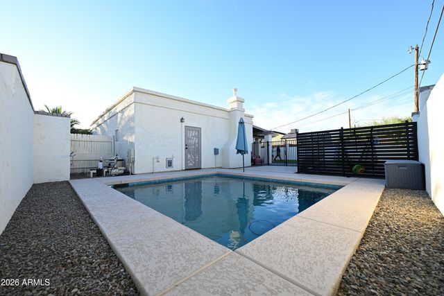 5557 S ALAMEDA Road, Gold Canyon, AZ 85118