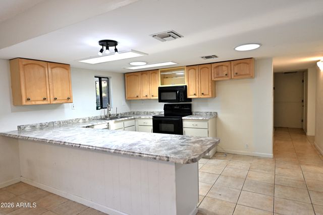 5557 S ALAMEDA Road, Gold Canyon, AZ 85118