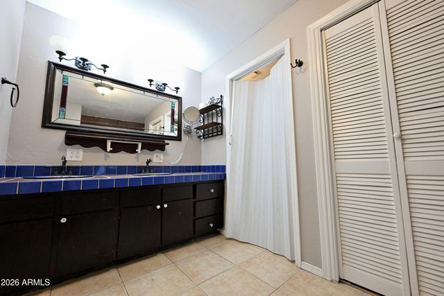 5557 S ALAMEDA Road, Gold Canyon, AZ 85118