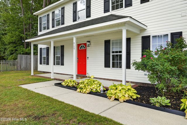 717 Benchmark Court, Wilmington, NC 28409