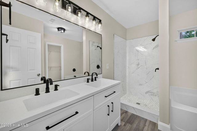 717 Benchmark Court, Wilmington, NC 28409