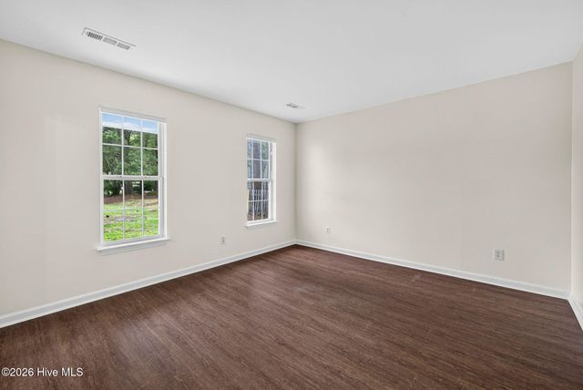 717 Benchmark Court, Wilmington, NC 28409