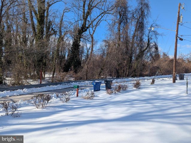 4803 VALLEY ST, Alexandria, VA 22312