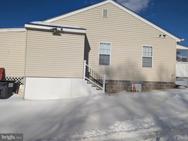 4803 VALLEY ST, Alexandria, VA 22312