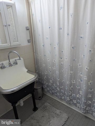 4803 VALLEY ST, Alexandria, VA 22312