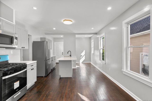 228 Cooke Street 1, Waterbury, CT 06710