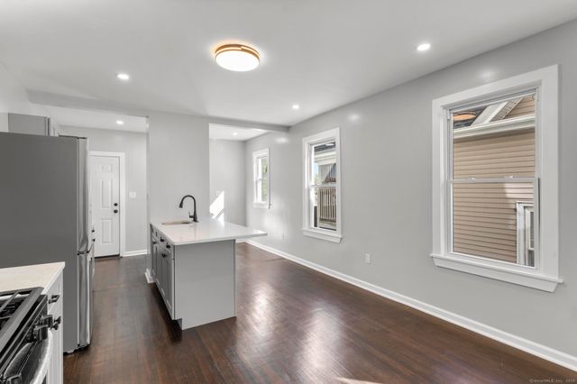 228 Cooke Street 1, Waterbury, CT 06710