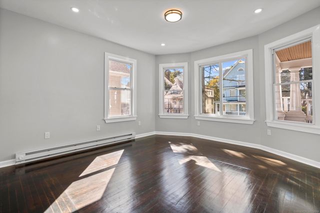 228 Cooke Street 1, Waterbury, CT 06710