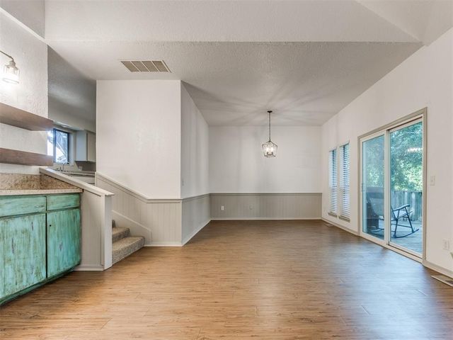 1404 Mary Lee Lane, Edmond, OK 73034