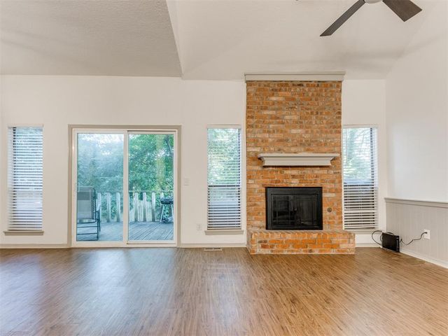 1404 Mary Lee Lane, Edmond, OK 73034