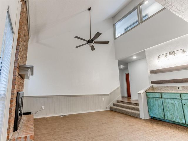 1404 Mary Lee Lane, Edmond, OK 73034