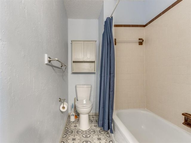 1404 Mary Lee Lane, Edmond, OK 73034