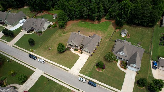 913 Ashland Falls Drive, Monroe, GA 30656