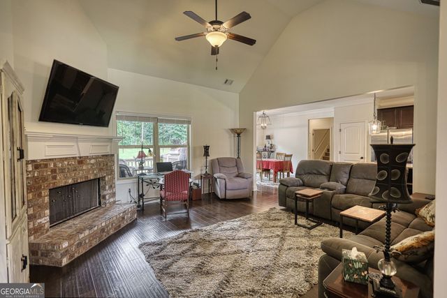 913 Ashland Falls Drive, Monroe, GA 30656