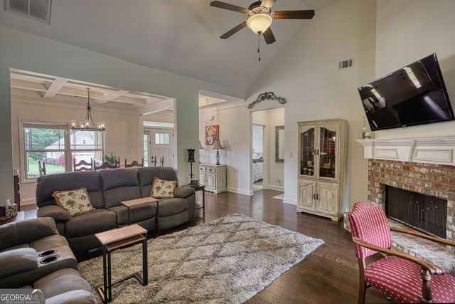 913 Ashland Falls Drive, Monroe, GA 30656