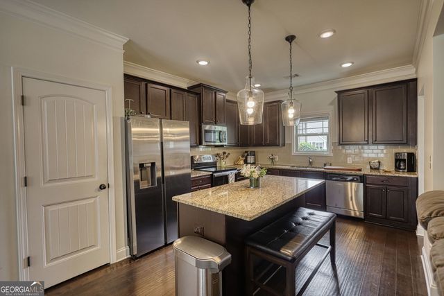 913 Ashland Falls Drive, Monroe, GA 30656