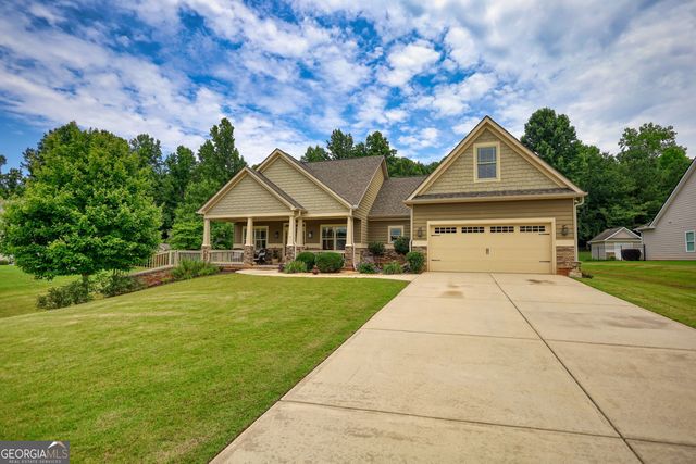 913 Ashland Falls Drive, Monroe, GA 30656