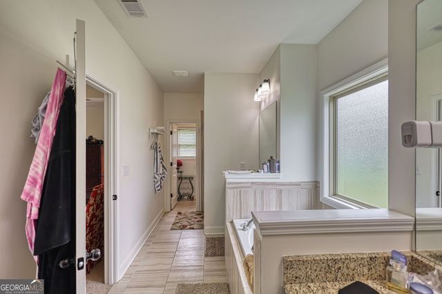 913 Ashland Falls Drive, Monroe, GA 30656