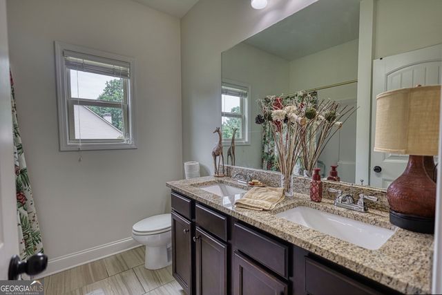 913 Ashland Falls Drive, Monroe, GA 30656