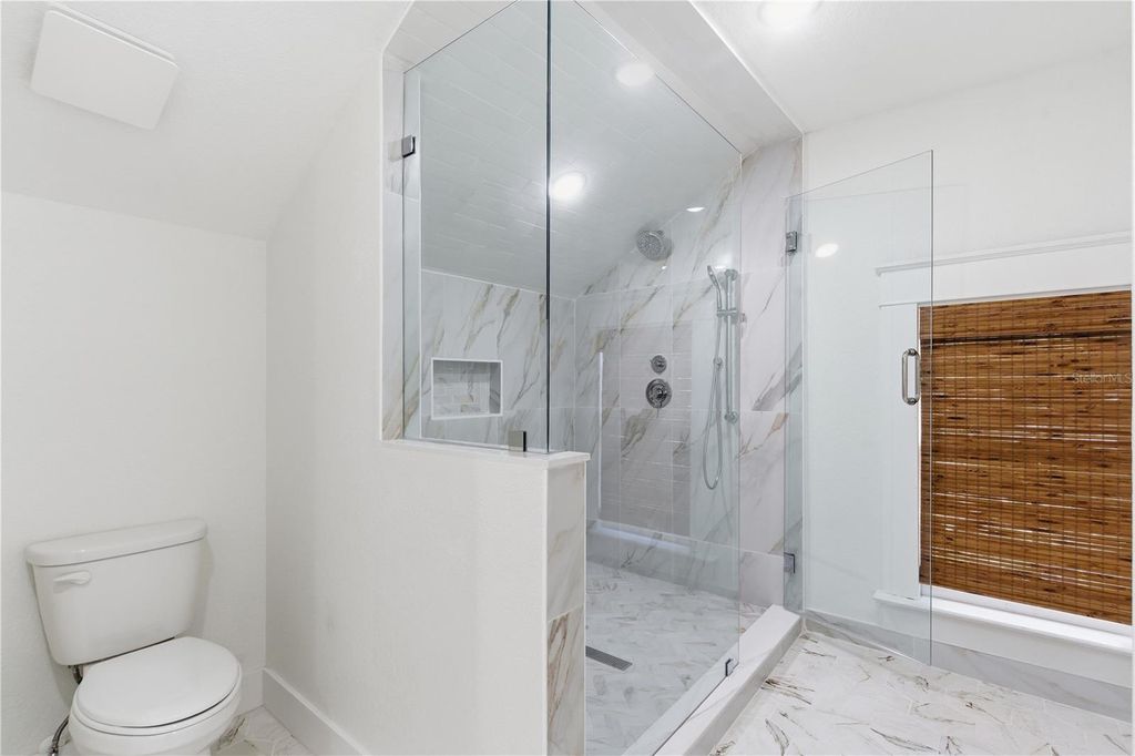 Image 19 of property listing at 5508 N BRANCH AVENUE, Tampa, FL 33604