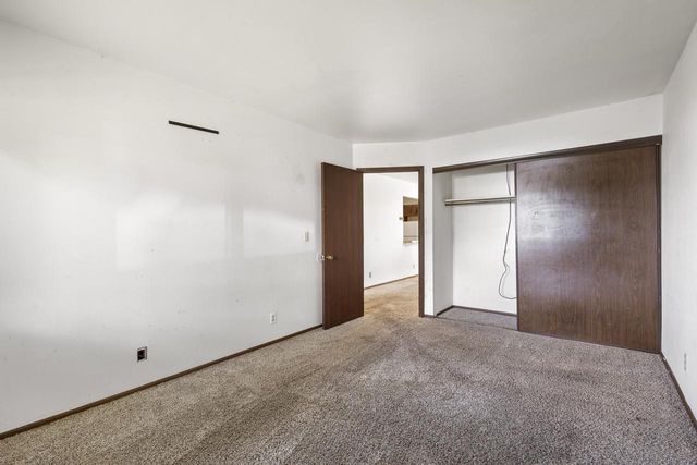 10818 W Donna DRIVE, Milwaukee, WI 53224