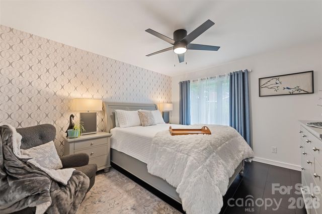 225 Valley View Terrace, Waynesville, NC 28786