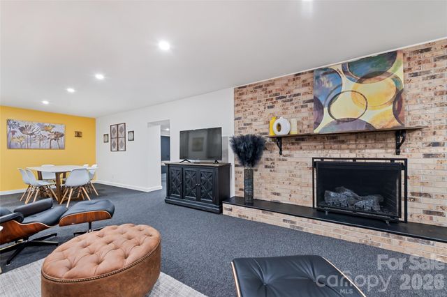 225 Valley View Terrace, Waynesville, NC 28786