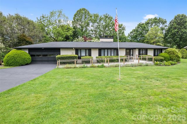 225 Valley View Terrace, Waynesville, NC 28786