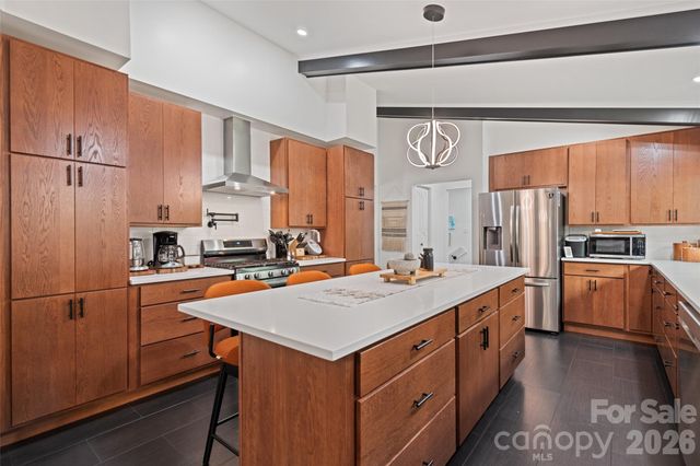 225 Valley View Terrace, Waynesville, NC 28786