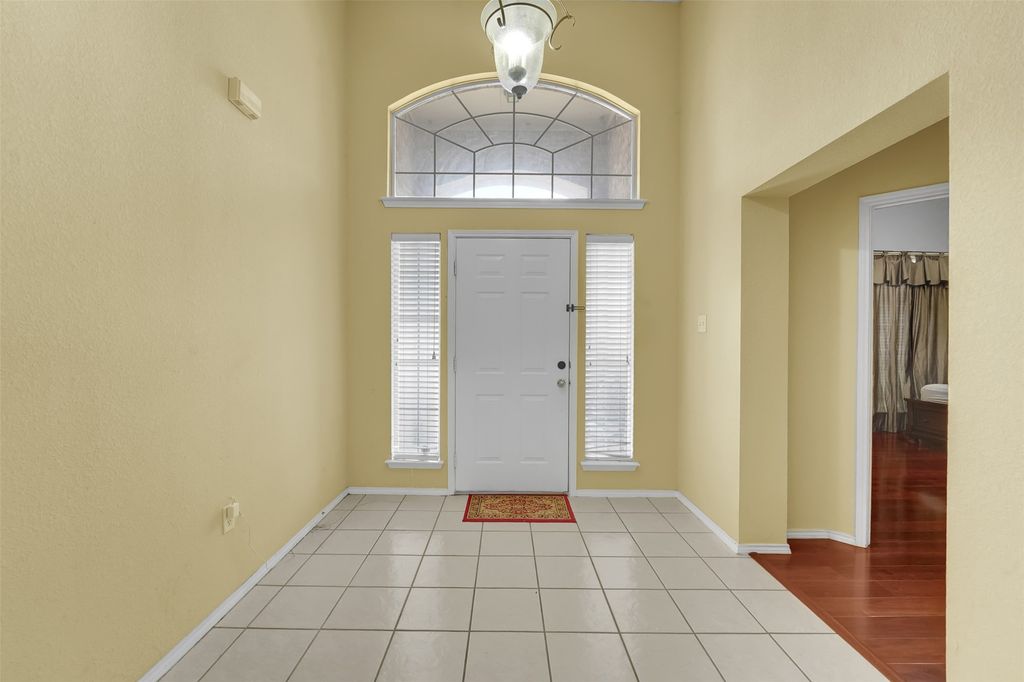 6900 Field Lark Drive, Arlington, TX 76002 — photo 4